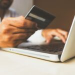 Online Gambling: A Comprehensive Guide to Risks and Rewards